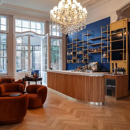 Oda ve Kahvaltı Maison Renard 4*