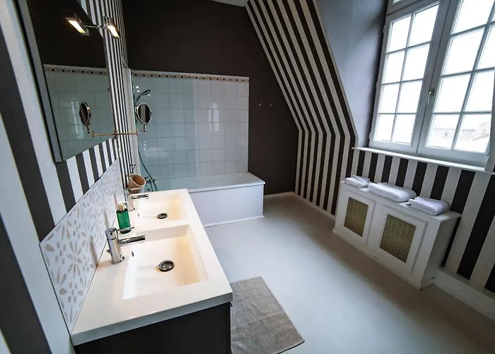 Bed & Breakfast Maison Renard 4*