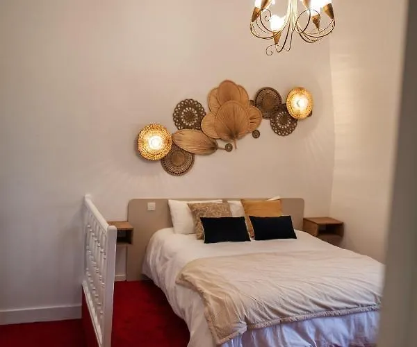 Bed & Breakfast Maison Renard 4*